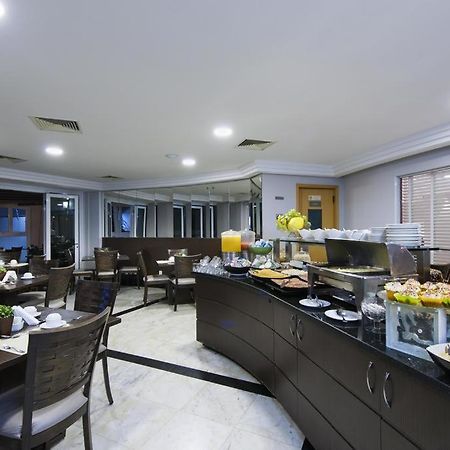 Flat Na Avenida Sabia-Moema Apartment Sao Paulo Bagian luar foto